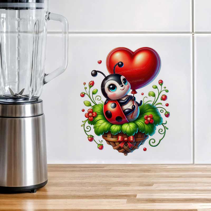 Cute Ladybug Wall Sticker Baby - Baby Nursery Wallpaper recensione e prezzo