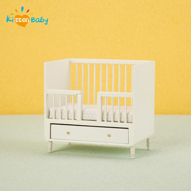 1:12 Miniature White Wood Baby - Baby Nursery Storage recensione e prezzo